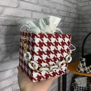 Velvet box bag with strap